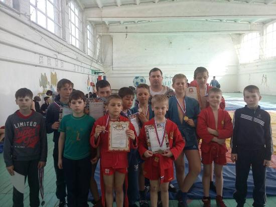 Наши спортсмены приняли участие в соревнованиях по самбо в г.Аркадак