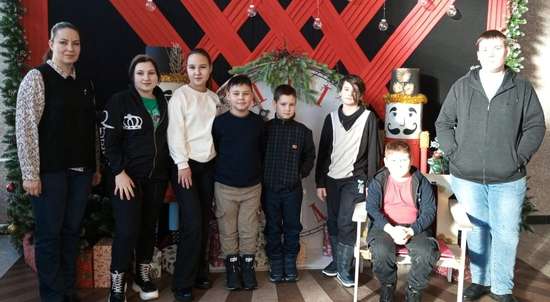 Дети участников СВО из Романовки посетили цирковое представление в г. Саратове