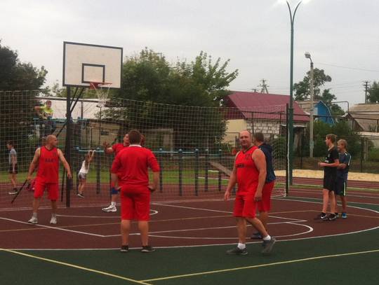 17 августа 2019 года в р.п. Романовка прошли спортивные мероприятия, посвященные 80-летию празднования Дня физкультурника