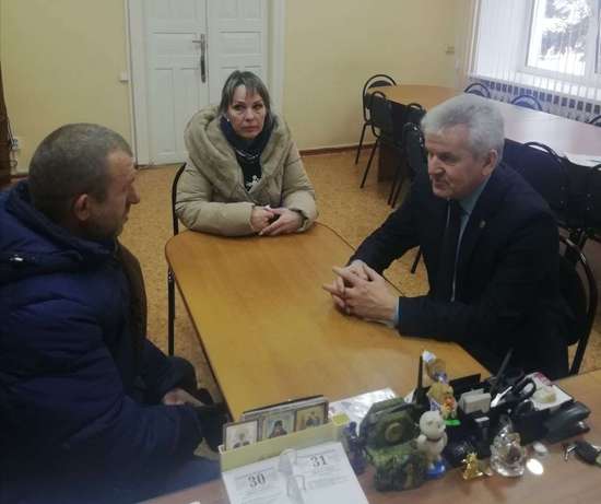 Глава района встретился с прибывшим в отпуск участником СВО.