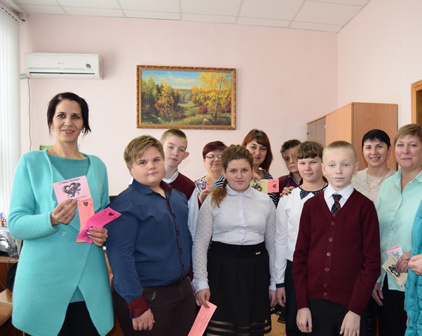 В  ГАУ СО КЦСОН Романовского района состоялось торжественное мероприятие, посвященное Дню Матери.