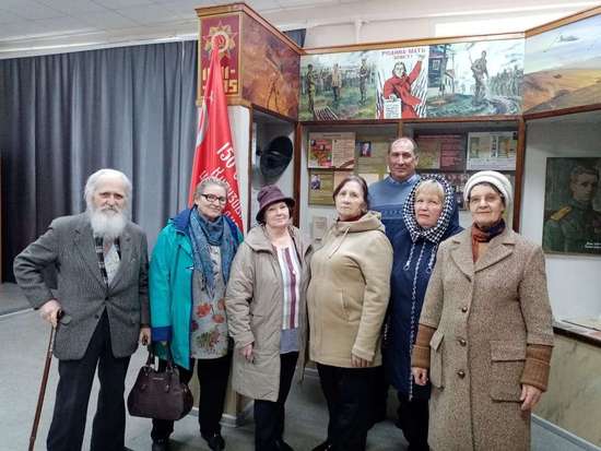 Романовские пенсионеры посетили краеведческий музей.