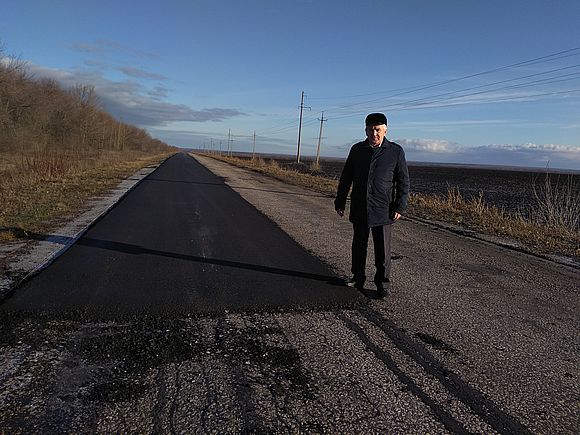 Начался ремонт автодороги Романовка-Большой Карай