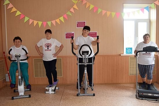 С заботой о старшем поколении жителей Романовского района