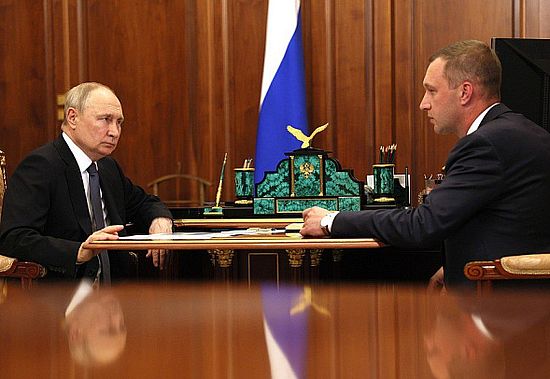 Президент РФ Владимир Путин встретился с Губернатором Романом Бусаргиным