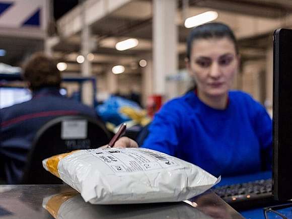 Саратовцы могут бесплатно вернуть товары Яндекс.Маркета через Почту России