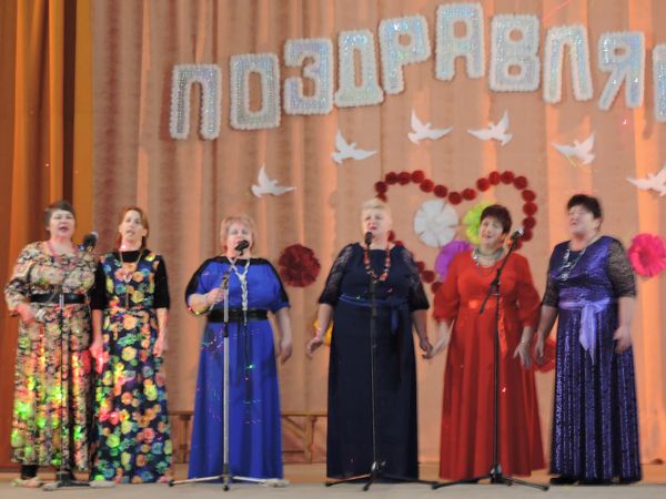  23 ноября в районном Доме культуры  состоялся традиционный концерт, посвященный Дню матери.