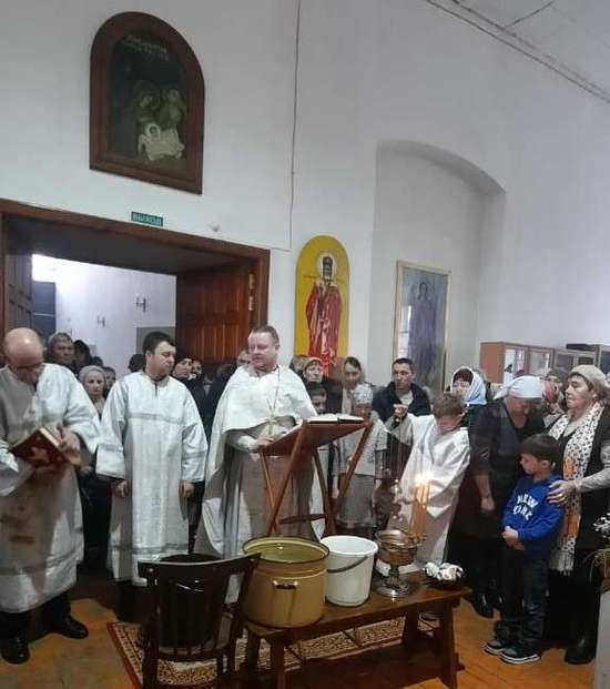 Романовские получатели социальных услуг посетили Храм Рождества Христова