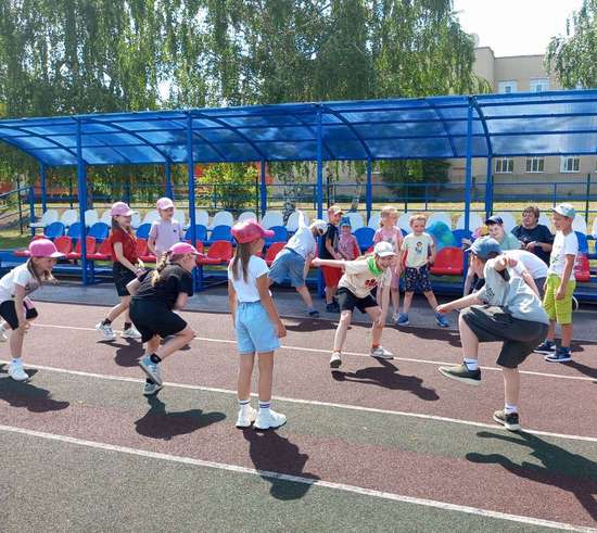 «Подарим радость детям». 