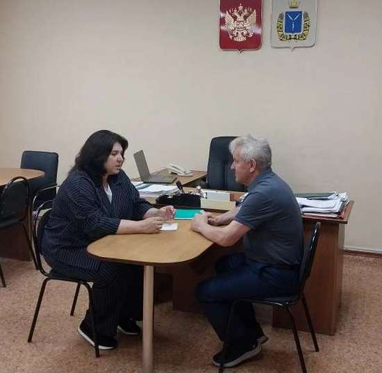 Глава района провел рабочую встречу.