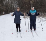 Лыжная прогулка по зимнему лесу