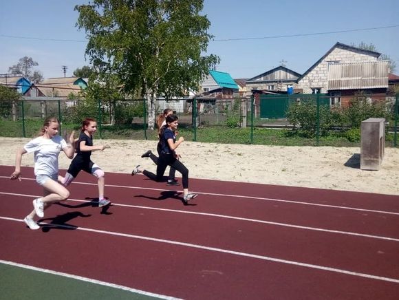 15 мая на стадионе МОУ Романовская СОШ им. И.В. Серещенко прошел межрайонный турнир по легкой атлетике