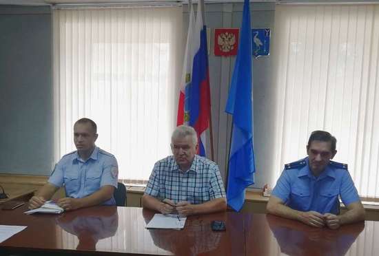 Совещание по вопросу набора граждан на контрактную службу.