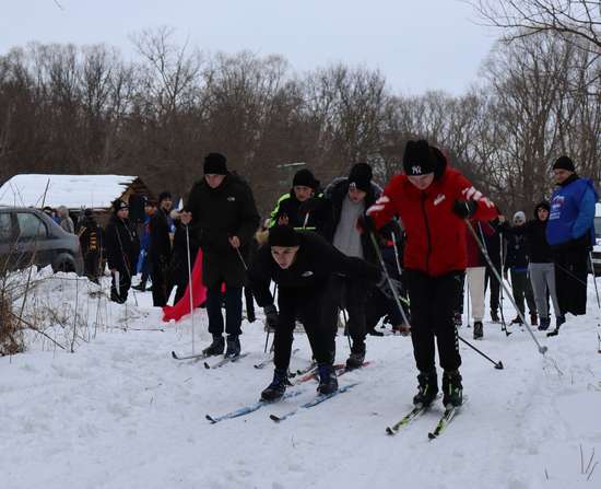 В р.п. Романовка прошел муниципальный этап соревнований по лыжным гонкам