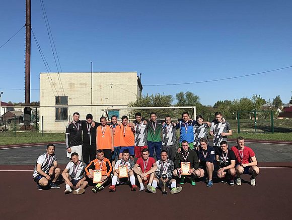 7 мая на стадионе МОУ Романовская СОШ «Мечта» состоялся турнир по мини-футболу среди мужских команд, посвящённый 77-ой годовщине Победы в Великой Отечественной войне 