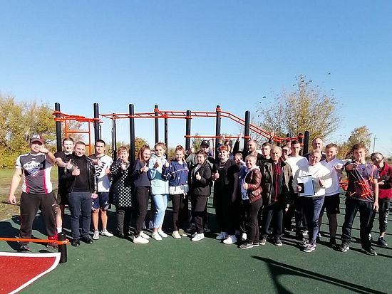 В Романовском районе открыта спортивная площадка.